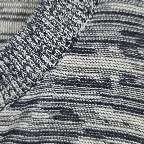 Express Men’s Striped Knit Sweater Henley Neck Black White Pullover Large Cotton - Picture 6 of 10